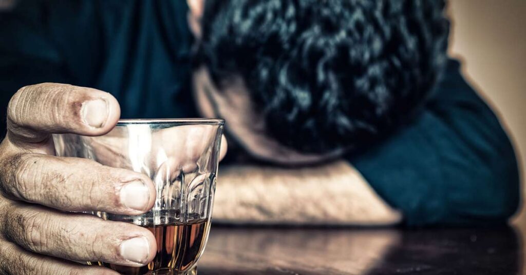 Understanding the Alcohol Detox in New Hampshire Process | Sobriety Centers of New Hampshire | Detox Residential PHP IOP and OP Addiction Treatment